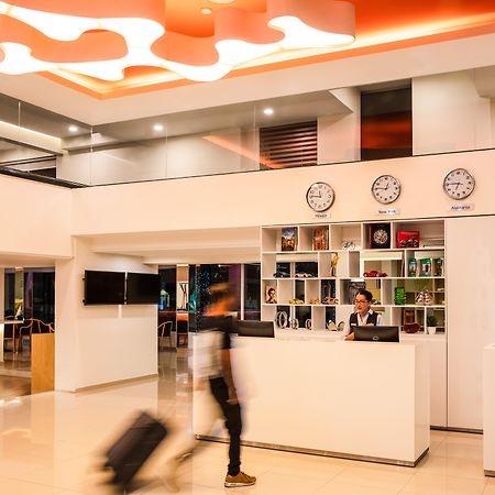 Fiesta Inn San Luis Potosi Glorieta Juarez Екстериор снимка