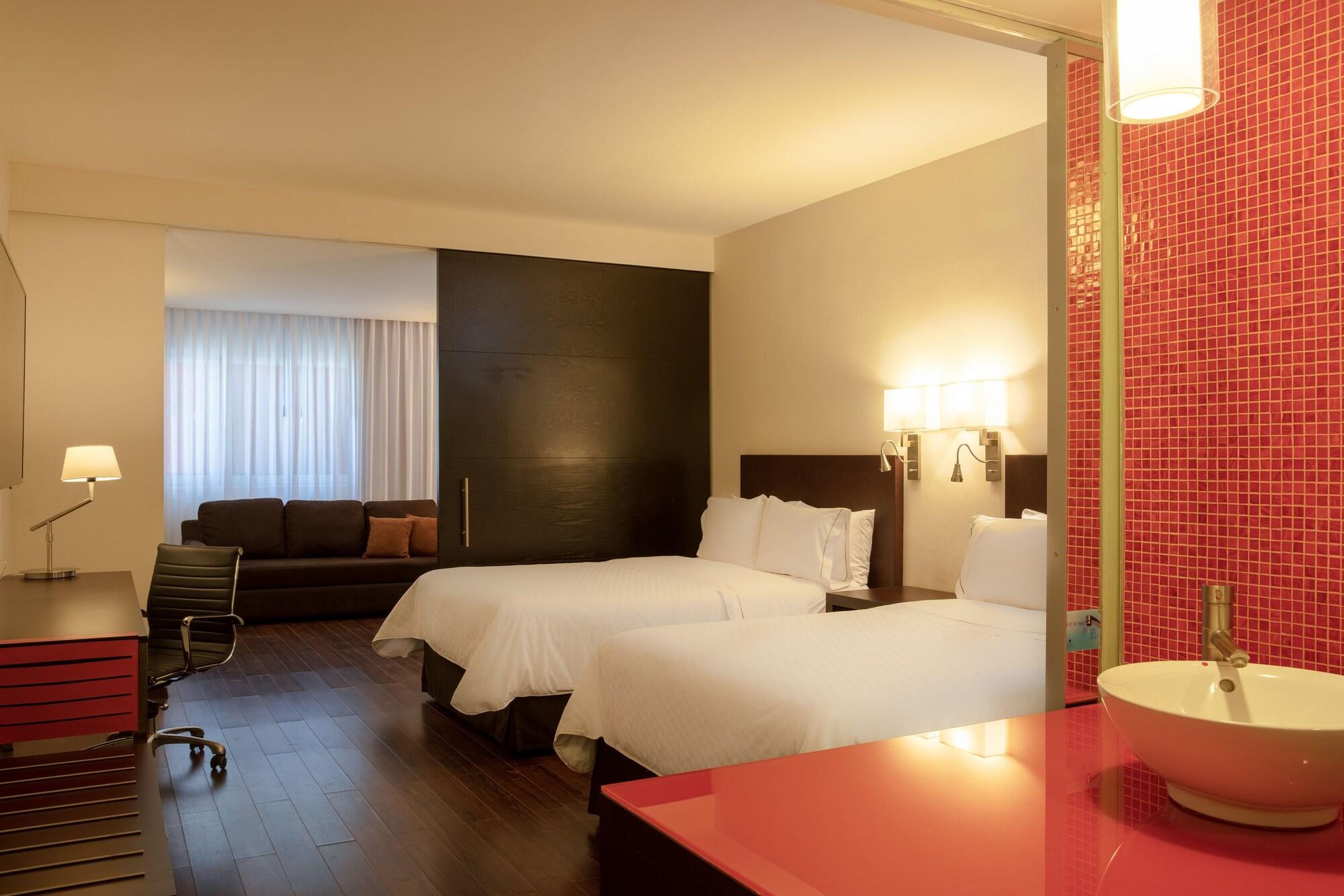 Fiesta Inn San Luis Potosi Glorieta Juarez Екстериор снимка