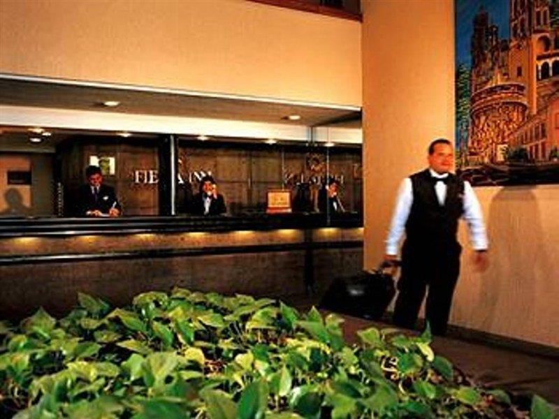 Fiesta Inn San Luis Potosi Glorieta Juarez Екстериор снимка