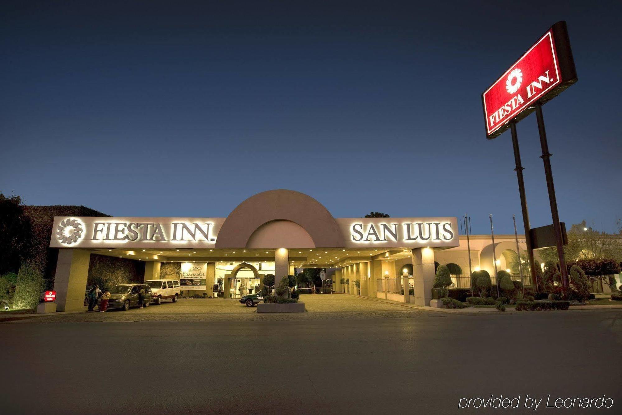 Fiesta Inn San Luis Potosi Glorieta Juarez Екстериор снимка